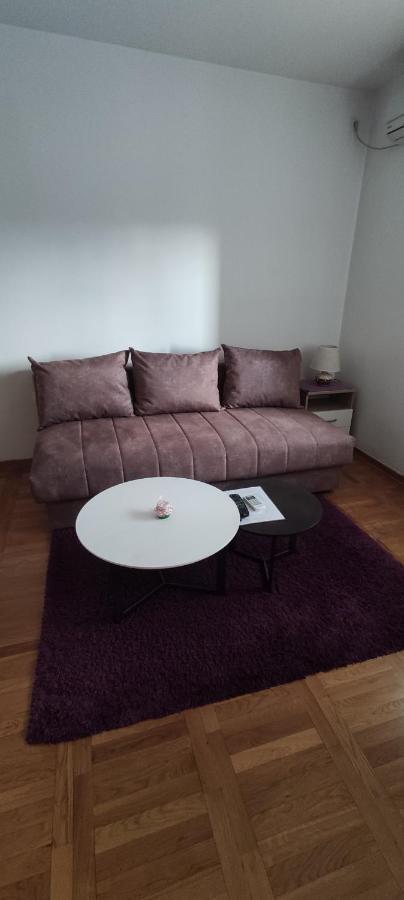 Apartman Bulevar نوفي ساد المظهر الخارجي الصورة